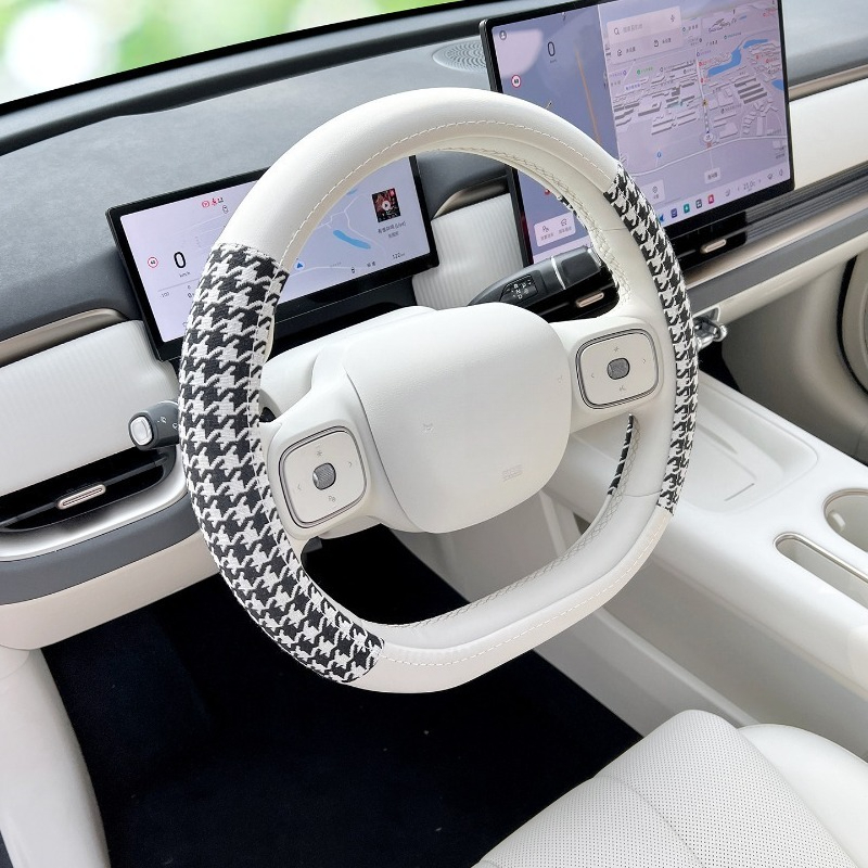 Geschikt voor 2026 ORA 5 Ultra - Steering Wheel Cover recensie en prijs