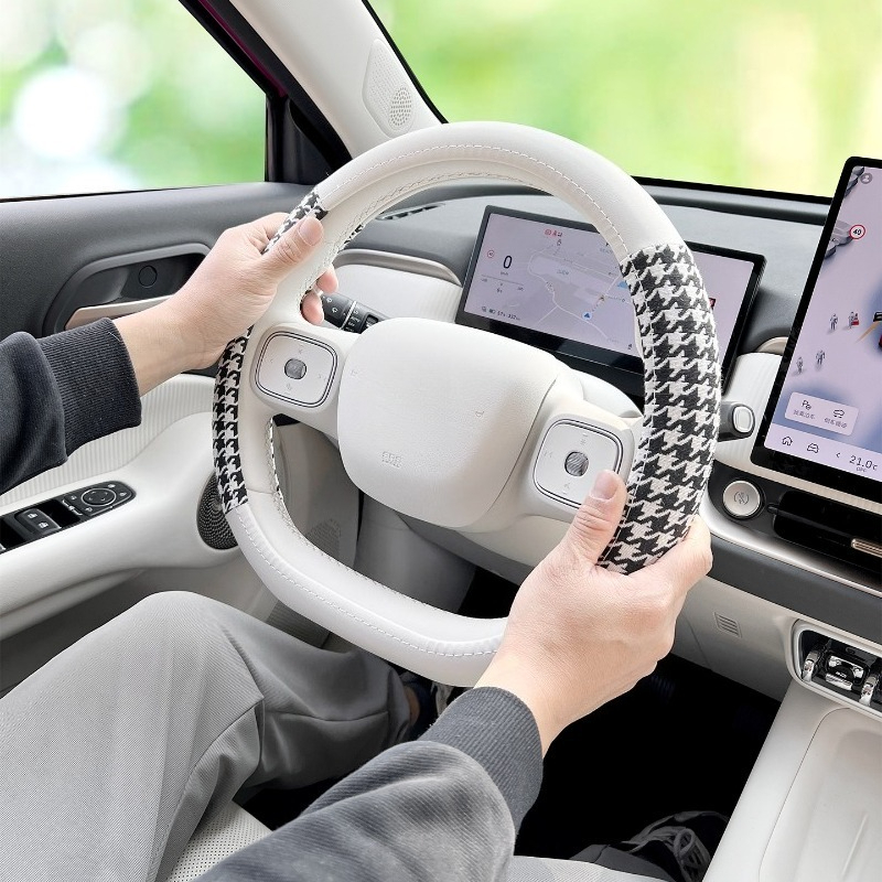 Geschikt voor 2026 ORA 5 Ultra - Steering Wheel Cover recensie en prijs