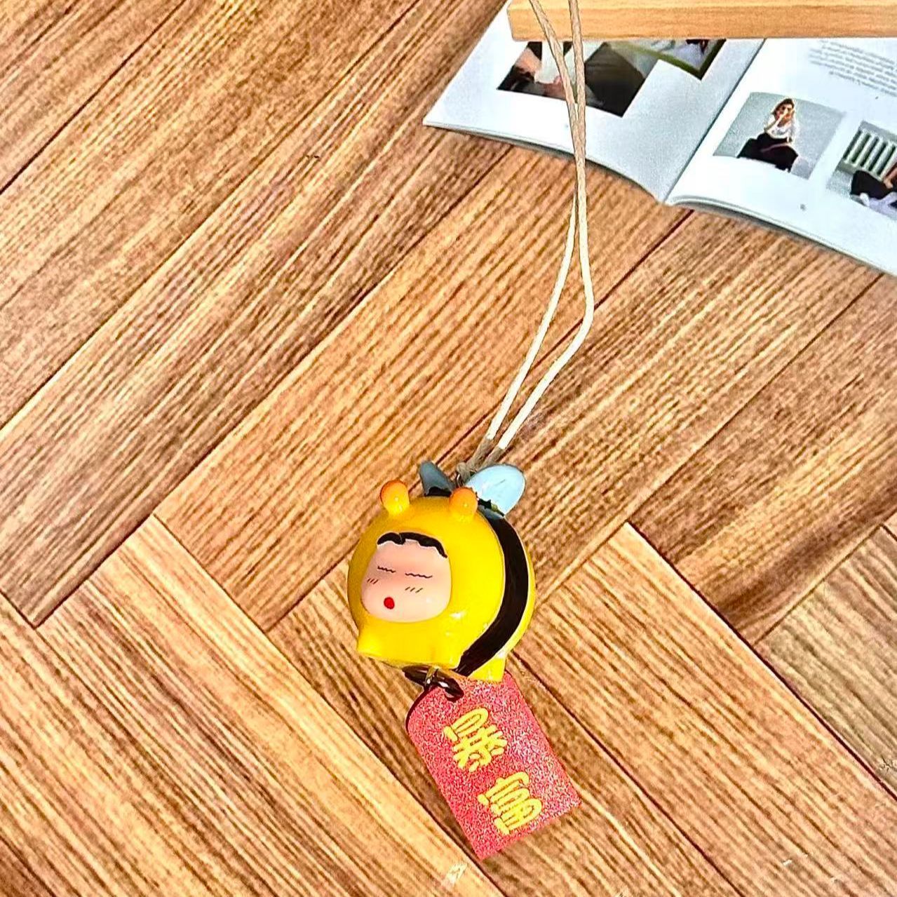 Crayon Shin-chan Bee Cosplay F - Car Accessories Decoration recensie en prijs