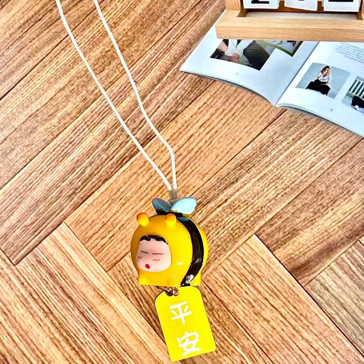 Crayon Shin-chan Bee Cosplay F - Car Accessories Decoration recensie en prijs