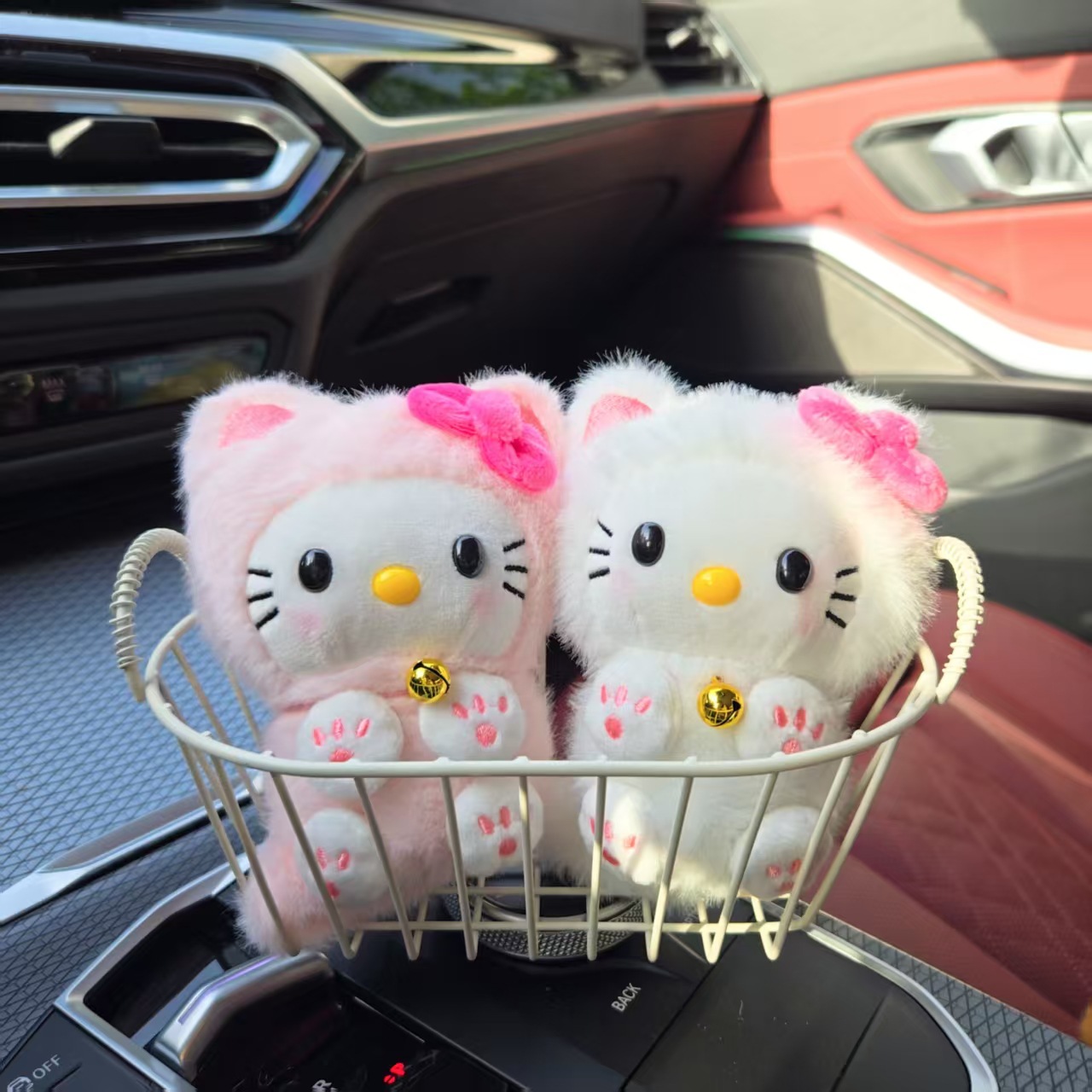 Kawaii HelloKitty Bell Cat han - Car Accessories Decoration recensie en prijs
